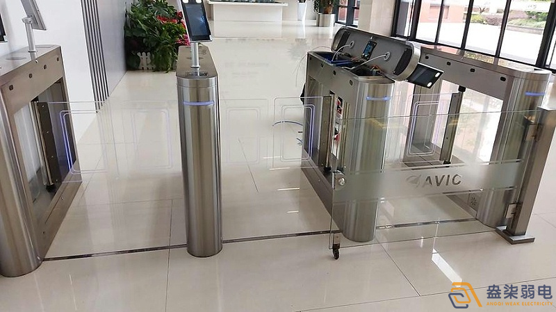 工廠門禁系統(tǒng)價(jià)格一套多少？