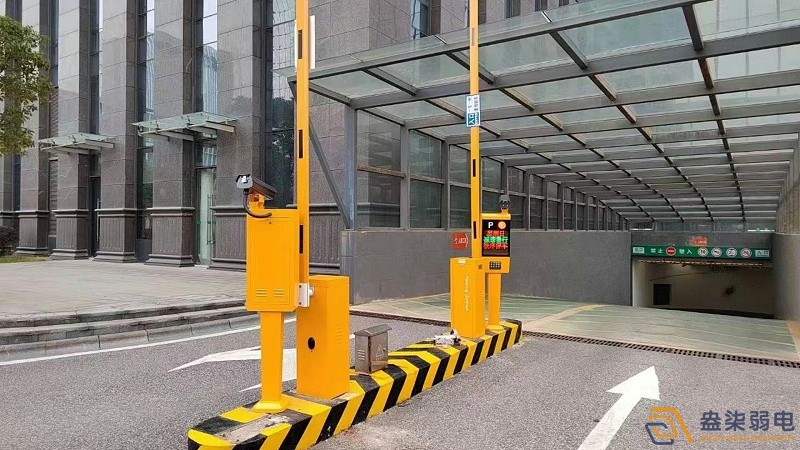 停車場地感線圈防砸系統(tǒng)多少錢一套？