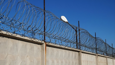 成都工廠周界防范系統(tǒng)解決方案，紅外對射保護周界安全