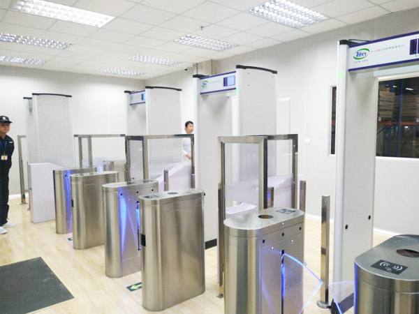 助力工廠工人自檢，如何選擇智能安檢系統(tǒng)？