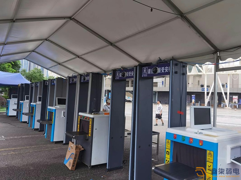 成都007科技告訴你工廠為什么要安裝安檢門？