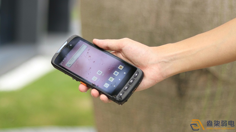 PDA手持終端的特點(diǎn)有哪些？