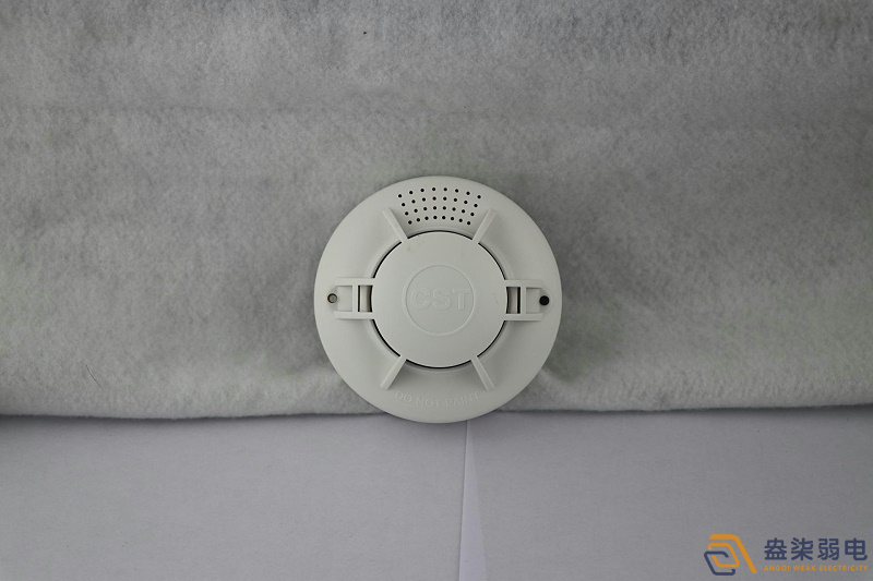 小區(qū)為什么必須安裝煙霧報警器？