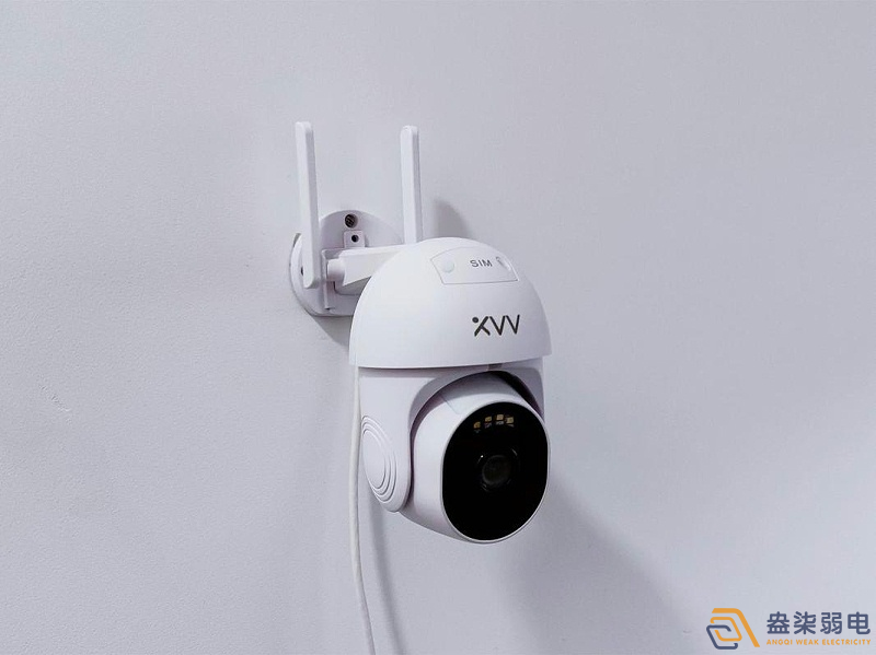 無電無網(wǎng)監(jiān)控攝像頭怎樣使用？